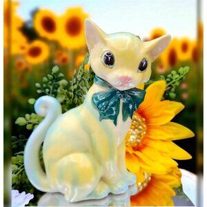 Lipper and Mann Bow Tie Kitty Figurine 1950s Japan Blue Yellow Striped Cat Tabby